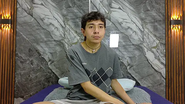 Snapshot of NoahWalker__ chatting on 07/12/26, 11:00 NoahWalker online show from 07/12/26, 11:00