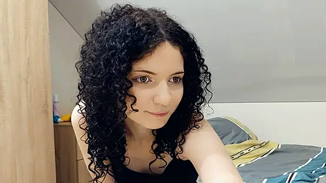 CinnamonCurl online show from 07/02/26, 12:00