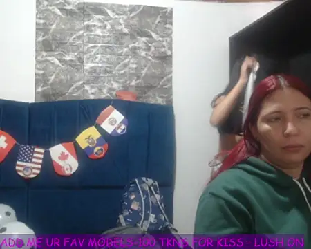 Snapshot of ISAMOONX chatting on 06/18/26, 01:05 ISAMOONX online show from 06/18/26, 01:05