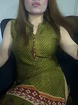 Snapshot of Tasty_LushDesire chatting on 06/16/26, 05:57 Tasty LushDesire online show from 06/16/26, 05:57