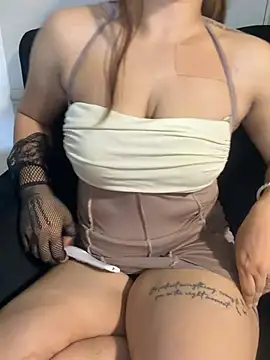 Snapshot of Tasty_LushDesire chatting on 07/14/26, 07:20 Tasty LushDesire online show from 07/14/26, 07:20