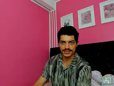 taylor Stele online show from 04/16/26, 01:23