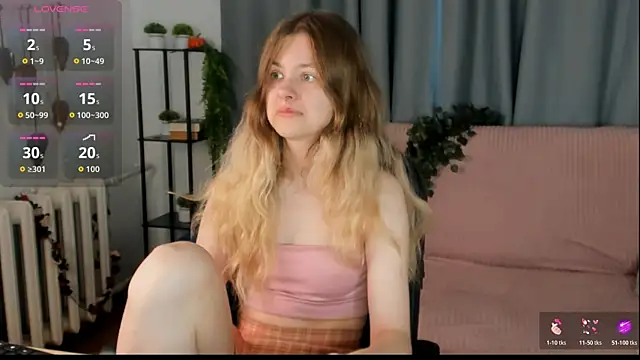 Glitch Doll online show from 06/16/26, 06:13