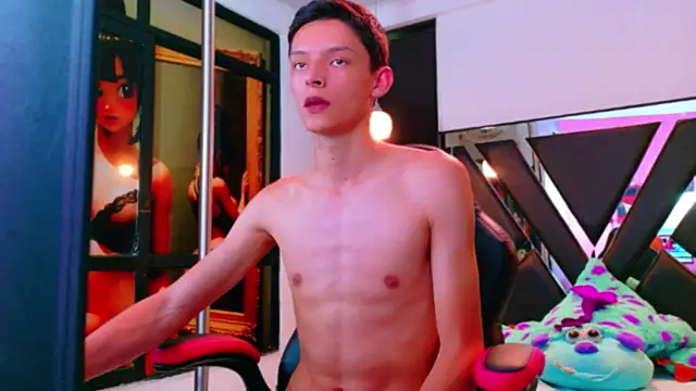 BlurEyes1 online show from 04/16/26, 09:37