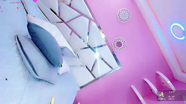 ValeriQueen online show from 05/11/26, 04:04