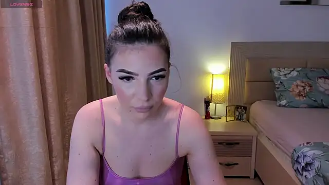 Snapshot of CandyElla_ chatting on 07/02/26, 05:30 CandyElla online show from 07/02/26, 05:30
