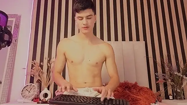 LeoTease online show from 05/01/26, 07:19