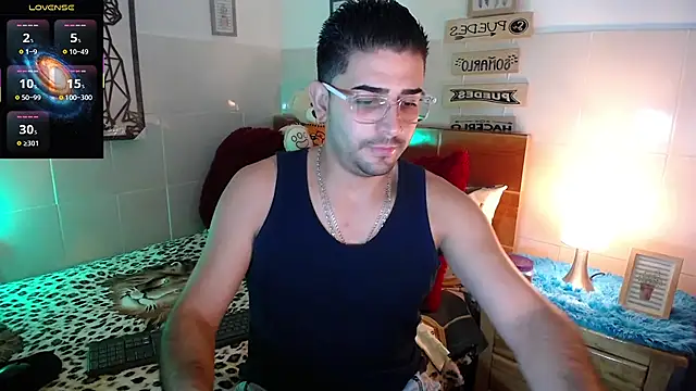 Snapshot of andders_ chatting on 06/17/26, 05:34 andders online show from 06/17/26, 05:34