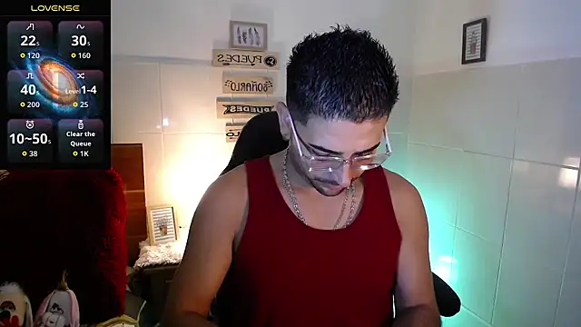 Snapshot of andders_ chatting on 05/19/26, 11:45 andders online show from 05/19/26, 11:45