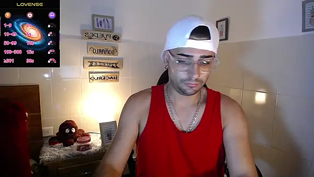 Snapshot of andders_ chatting on 04/28/26, 02:10 andders online show from 04/28/26, 02:10