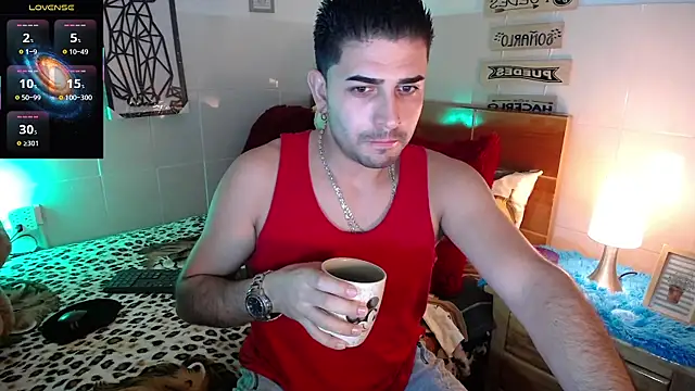 Snapshot of andders_ chatting on 06/18/26, 10:04 andders online show from 06/18/26, 10:04