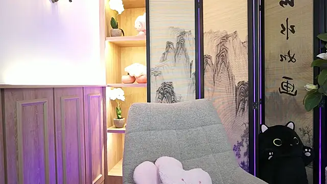 AlinaBennet  online show from 07/09/26, 11:42