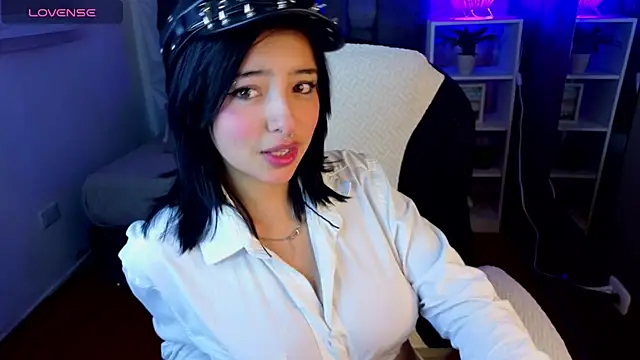 lsa dolly nyx online show from 06/15/26, 09:31