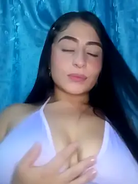 ChloeMadisson online show from 04/22/26, 11:44