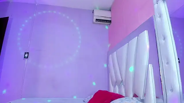 kiara sexyhot online show from 07/04/26, 11:20