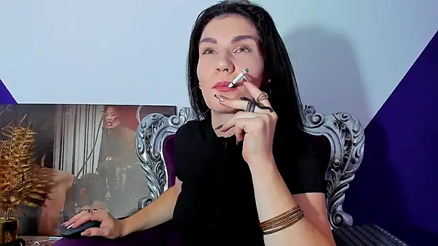 Snapshot of MistressKasandra chatting on 06/20/26, 04:28 MistressKasandra online show from 06/20/26, 04:28