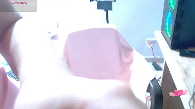 M1la 18 online show from 05/28/26, 05:59