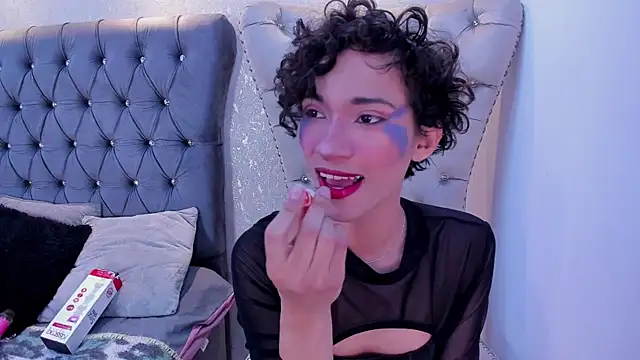 Anaciet Evans online show from 04/19/26, 04:02