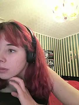 amberrrdolll  online show from 04/20/26, 08:54