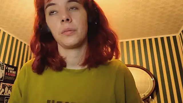 amberrrdolll  online show from 05/03/26, 09:40