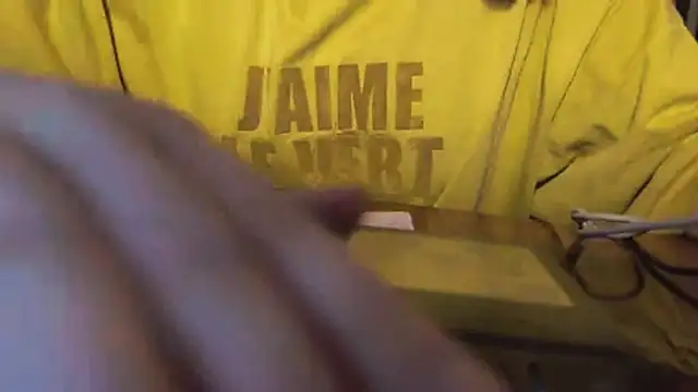 amberrrdolll  online show from 05/03/26, 12:49