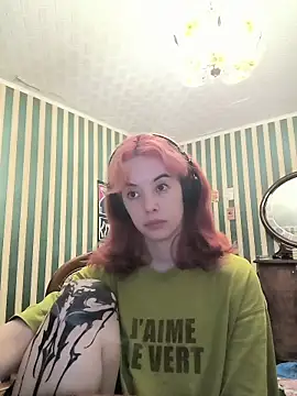 amberrrdolll  online show from 06/20/26, 12:15