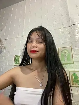 -Lucie-e online show from 05/31/26, 02:23