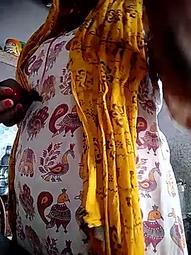 Bebonew1 online show from 05/17/26, 01:49