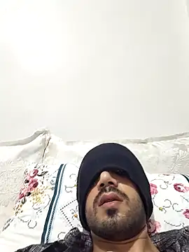 Zamatza online show from 04/16/26, 01:28