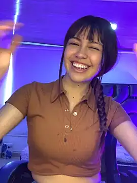 kira ec online show from 05/05/26, 07:17