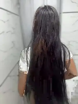 Snapshot of Sexysoeh chatting on 05/19/26, 01:43 Sexysoeh online show from 05/19/26, 01:43