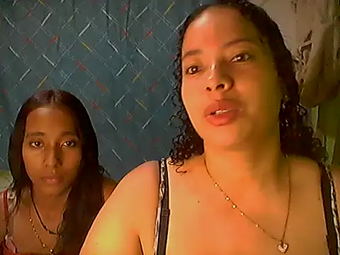 DivaCaliente1 online show from 06/30/26, 01:33