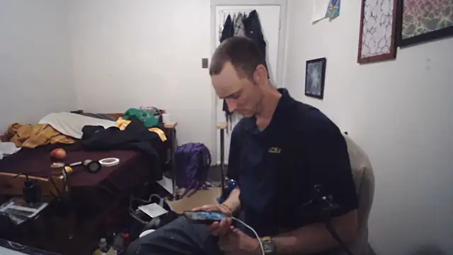 JohnnyMoves online show from 06/15/26, 02:12