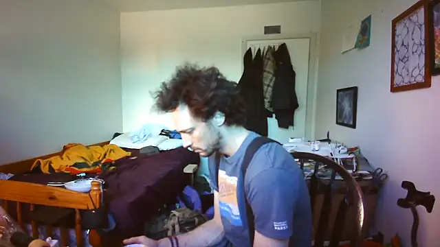 JohnnyMoves online show from 06/06/26, 03:50