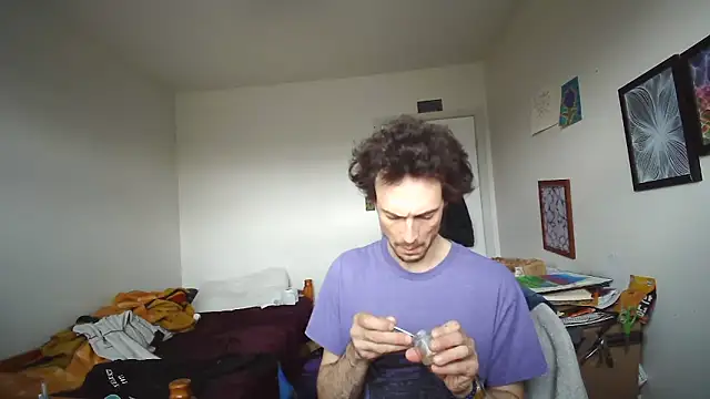 JohnnyMoves online show from 05/05/26, 01:58