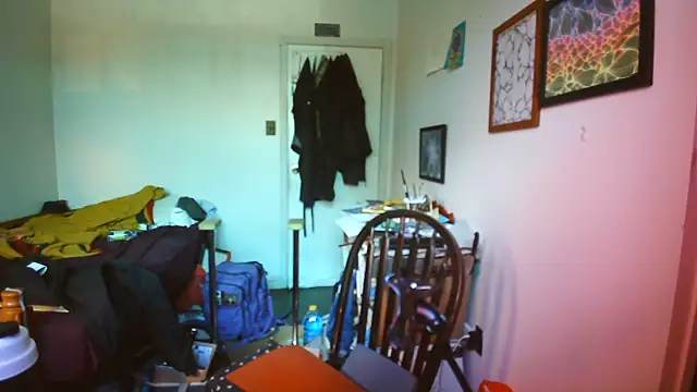 JohnnyMoves online show from 06/18/26, 04:12