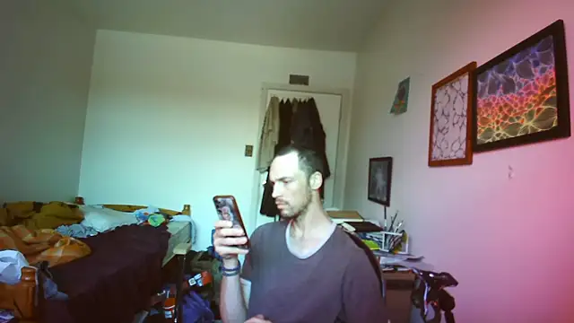 JohnnyMoves online show from 07/03/26, 05:19