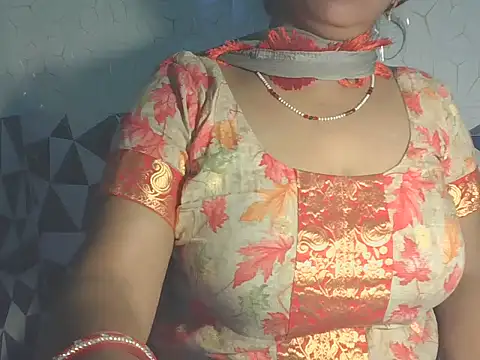 Snapshot of Hotty_Bhabhi1 chatting on 05/06/26, 07:34 Hotty Bhabhi1 online show from 05/06/26, 07:34
