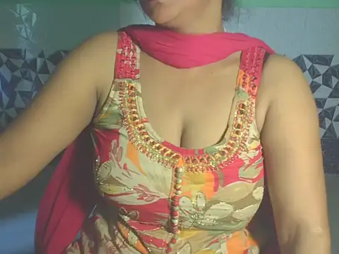 Snapshot of Hotty_Bhabhi1 chatting on 05/22/26, 05:27 Hotty Bhabhi1 online show from 05/22/26, 05:27