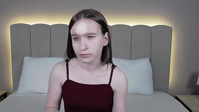 MarliinNova online show from 05/10/26, 04:16