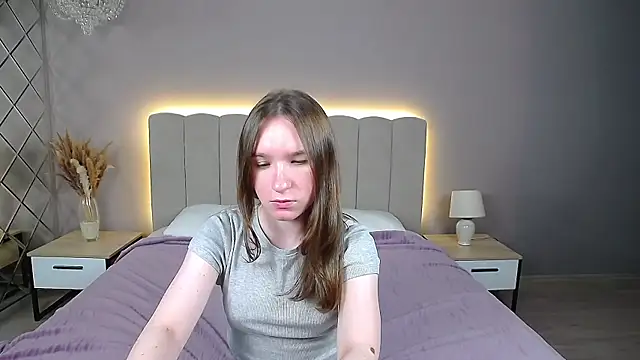 MarliinNova online show from 07/18/26, 04:10