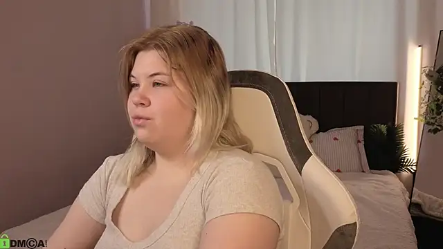 Kristen Gibbs online show from 06/07/26, 12:27