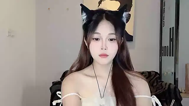 KiKi-011 online show from 06/16/26, 07:19