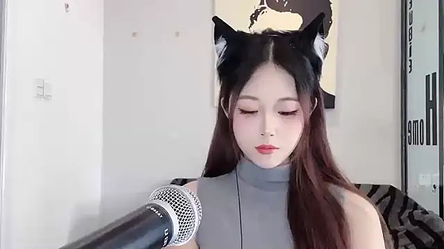 KiKi-011 online show from 05/29/26, 06:52