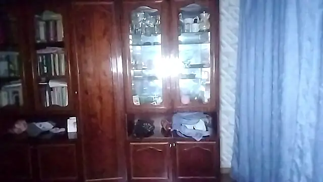 BeatriceMolands online show from 05/25/26, 06:17