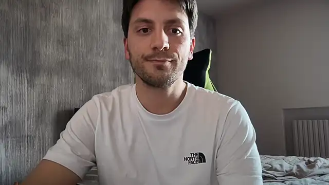 italianass94 online show from 04/16/26, 02:18