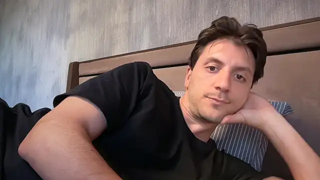 italianass94 online show from 04/26/26, 01:30