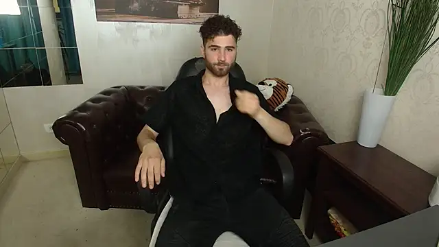 KyloEast online show from 05/09/26, 04:05