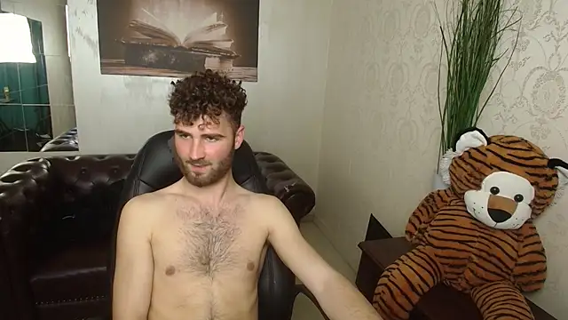 KyloEast online show from 04/23/26, 12:29