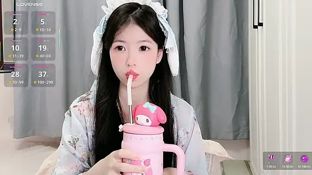 XiaoMei-iiiiii online show from 05/30/26, 02:34